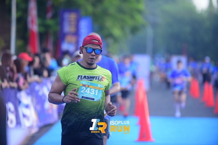 Race photo from Isoplus Run 2024 Surabaya