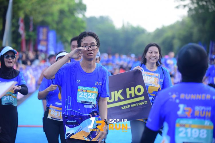 Race photo from Isoplus Run 2024 Surabaya