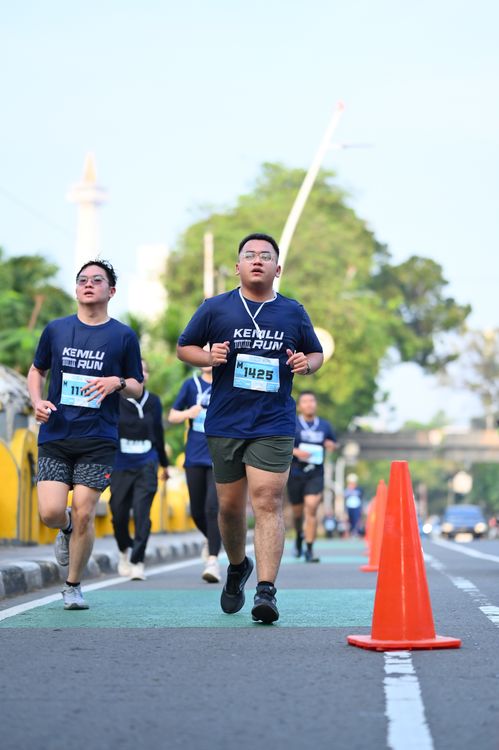 Race photo from KEMLU RUN 2025