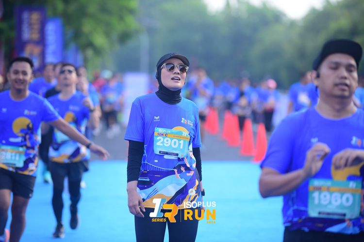 Race photo from Isoplus Run 2024 Surabaya