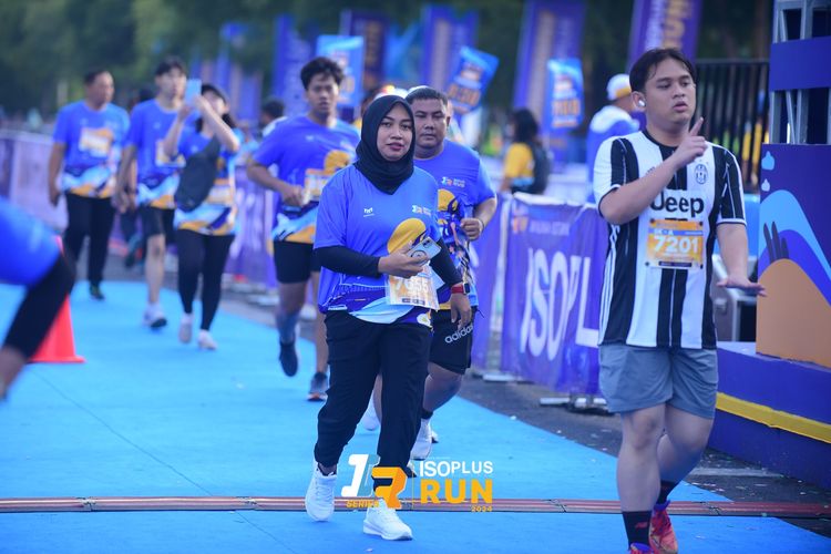 Race photo from Isoplus Run 2024 Surabaya