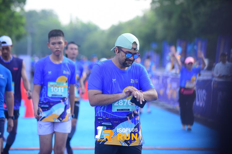 Race photo from Isoplus Run 2024 Surabaya