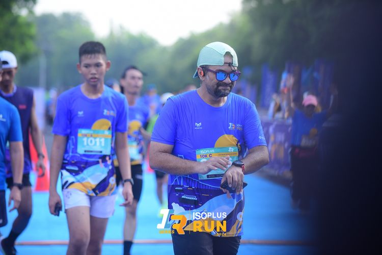 Race photo from Isoplus Run 2024 Surabaya