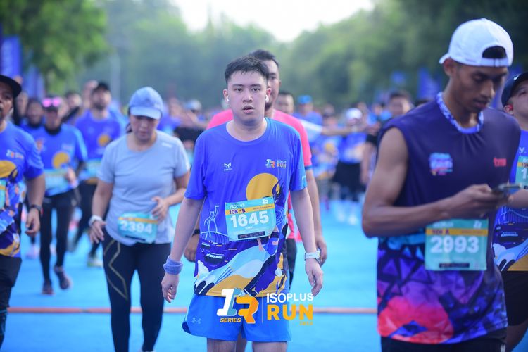 Race photo from Isoplus Run 2024 Surabaya