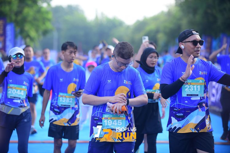 Race photo from Isoplus Run 2024 Surabaya
