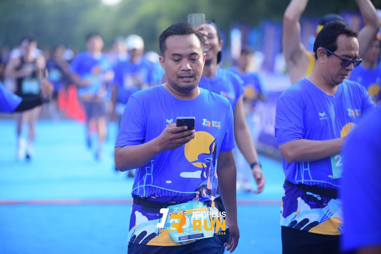 Race photo from Isoplus Run 2024 Surabaya