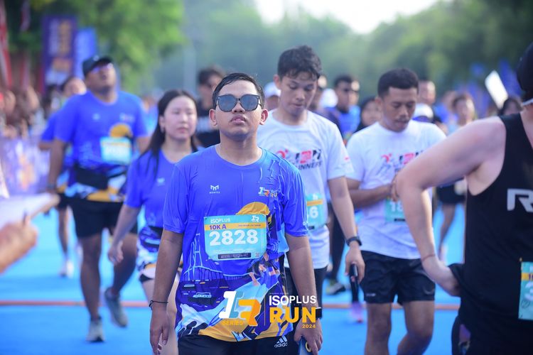 Race photo from Isoplus Run 2024 Surabaya
