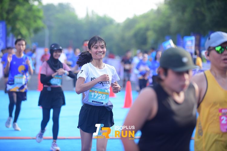 Race photo from Isoplus Run 2024 Surabaya