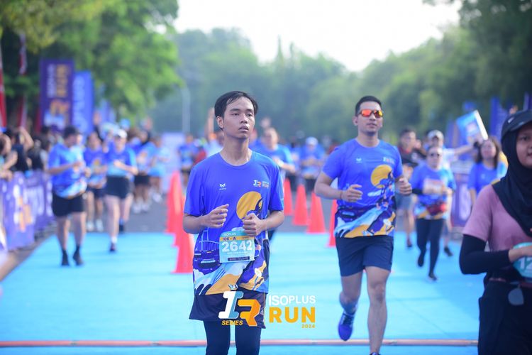 Race photo from Isoplus Run 2024 Surabaya