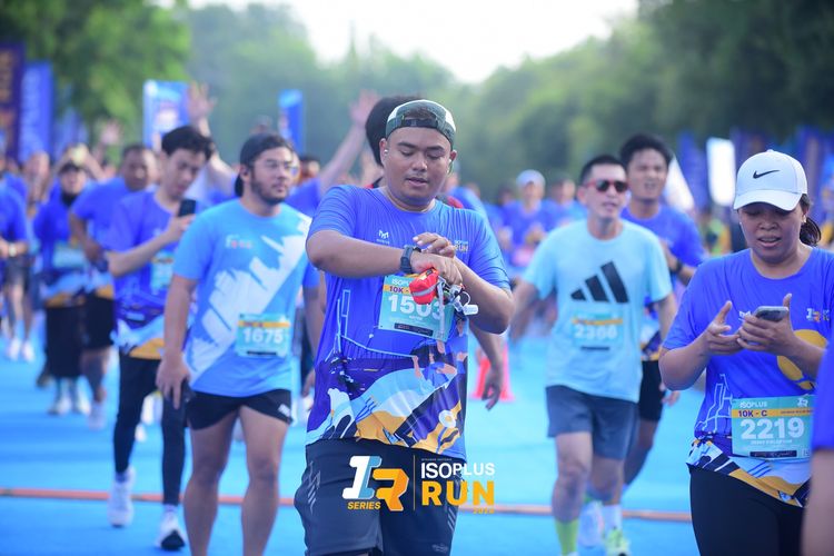 Race photo from Isoplus Run 2024 Surabaya