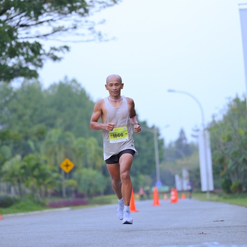 Race photo from BOGORUN 2026