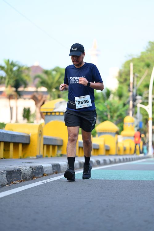 Race photo from KEMLU RUN 2025