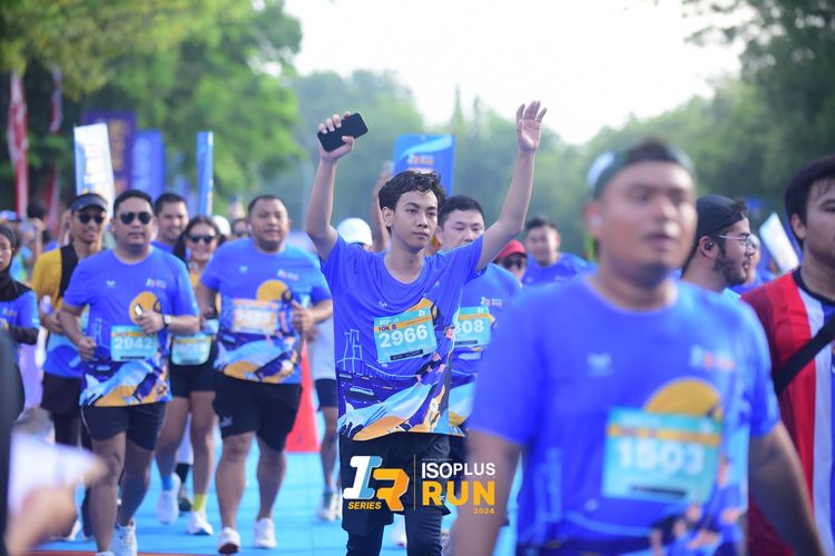 Race photo from Isoplus Run 2024 Surabaya