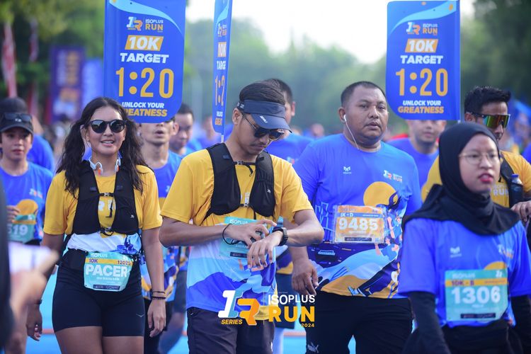Race photo from Isoplus Run 2024 Surabaya