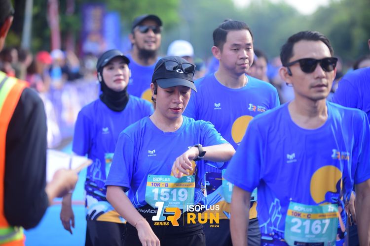 Race photo from Isoplus Run 2024 Surabaya
