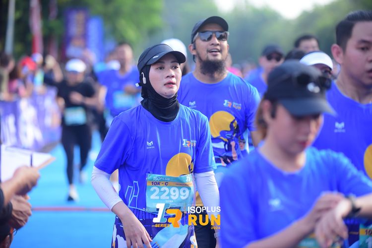 Race photo from Isoplus Run 2024 Surabaya