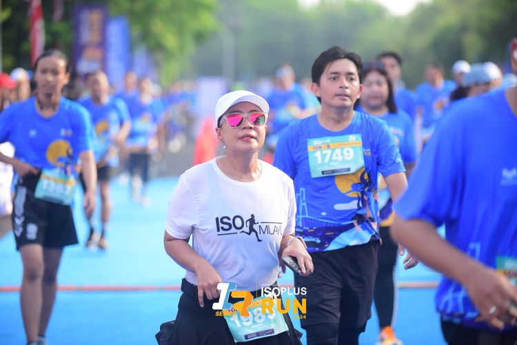 Race photo from Isoplus Run 2024 Surabaya