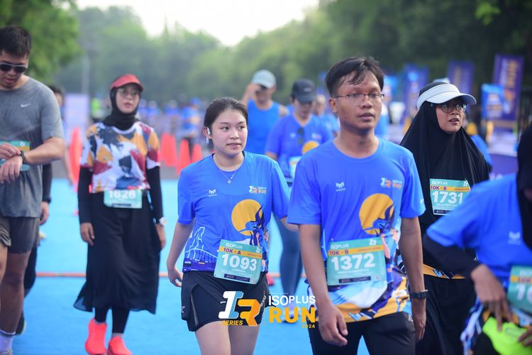 Race photo from Isoplus Run 2024 Surabaya