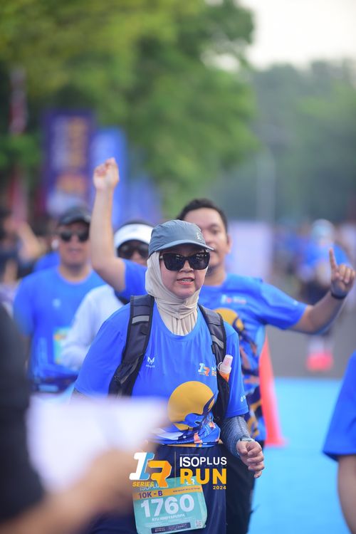 Race photo from Isoplus Run 2024 Surabaya