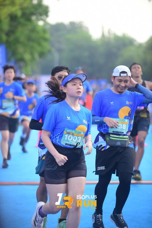 Race photo from Isoplus Run 2024 Surabaya