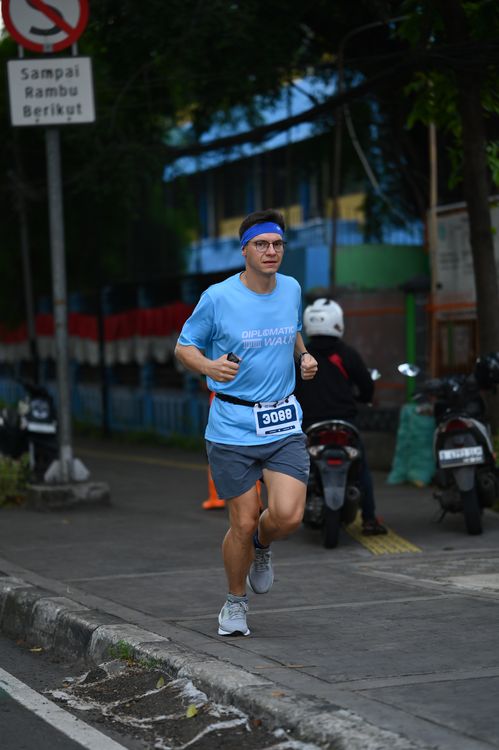 Race photo from KEMLU RUN 2025