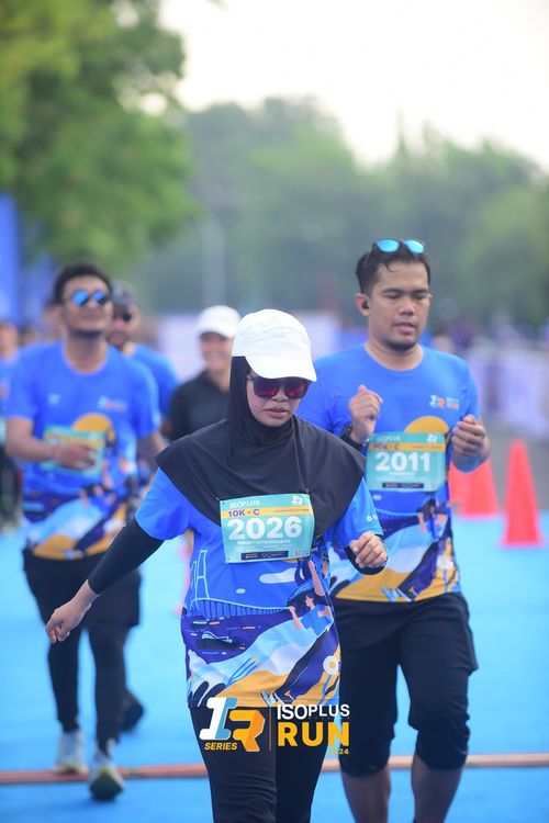 Race photo from Isoplus Run 2024 Surabaya