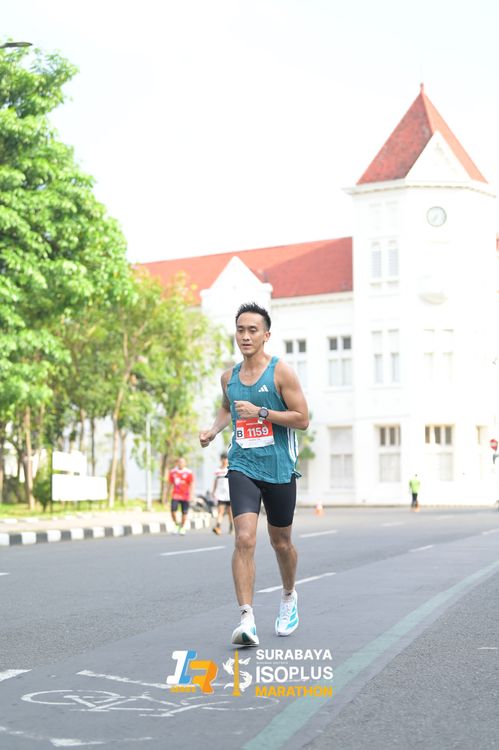 Race photo from SURABAYA ISOPLUS MARATHON 2025
