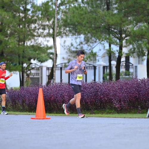Race photo from BOGORUN 2026