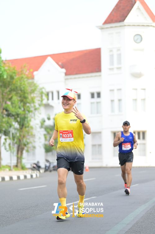 Race photo from SURABAYA ISOPLUS MARATHON 2025
