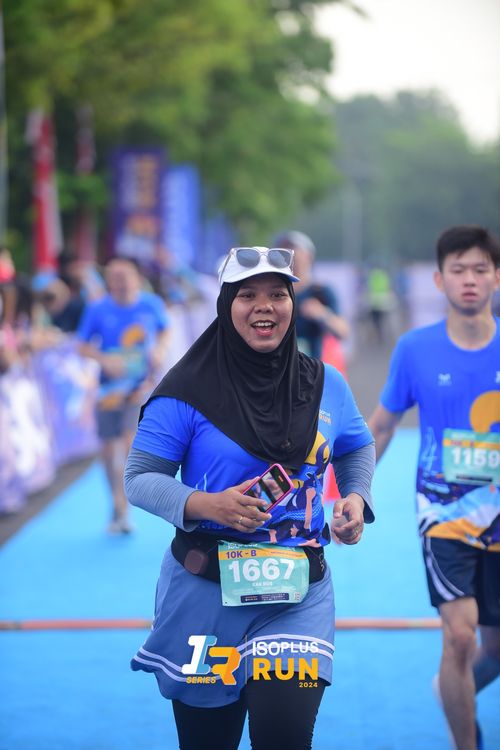 Race photo from Isoplus Run 2024 Surabaya