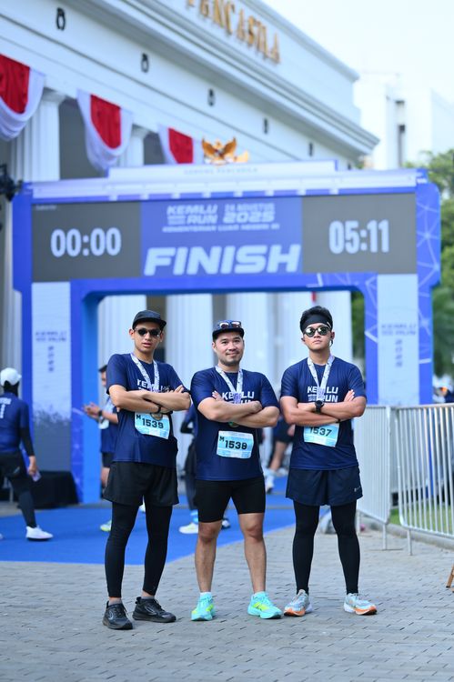 Race photo from KEMLU RUN 2025