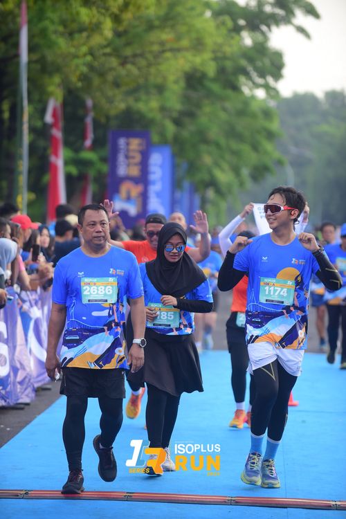 Race photo from Isoplus Run 2024 Surabaya