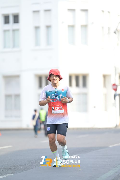 Race photo from SURABAYA ISOPLUS MARATHON 2025