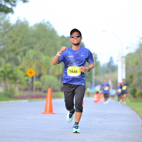 Race photo from BOGORUN 2026