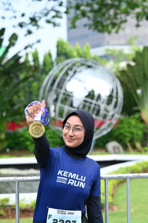 Race photo from KEMLU RUN 2025
