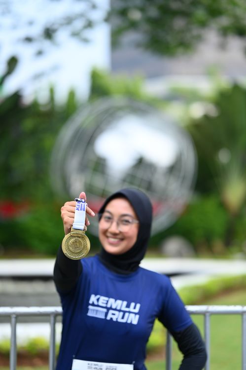 Race photo from KEMLU RUN 2025