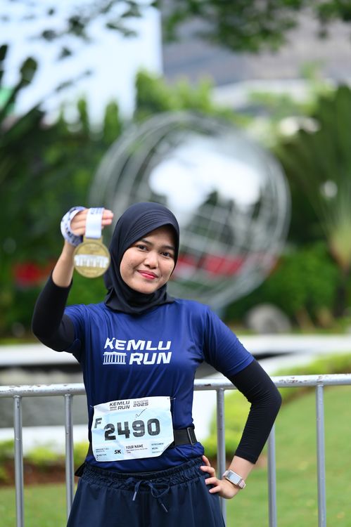 Race photo from KEMLU RUN 2025
