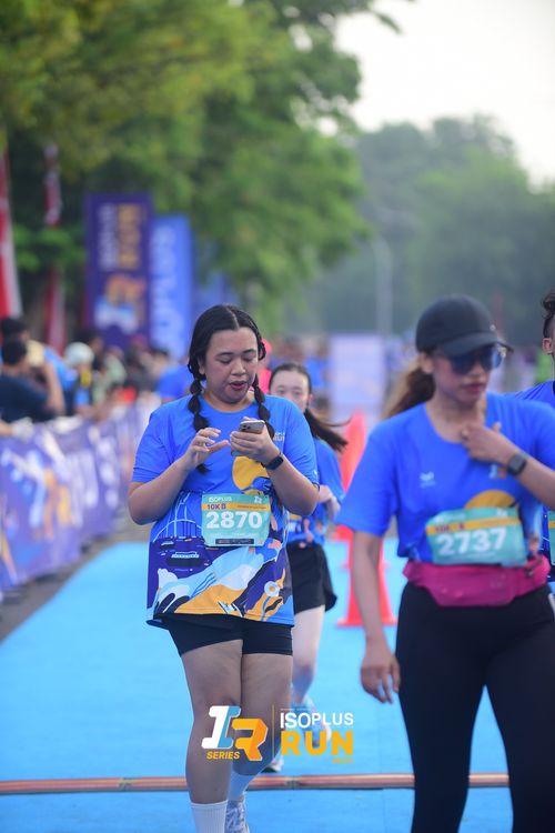 Race photo from Isoplus Run 2024 Surabaya