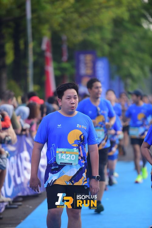 Race photo from Isoplus Run 2024 Surabaya