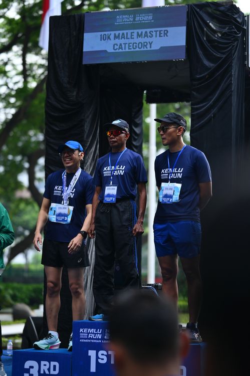 Race photo from KEMLU RUN 2025