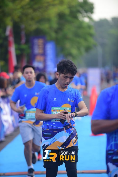 Race photo from Isoplus Run 2024 Surabaya