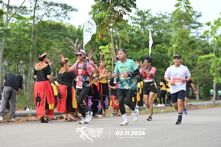 Race photo from Arutmin Borneo Run 2024
