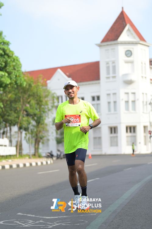 Race photo from SURABAYA ISOPLUS MARATHON 2025