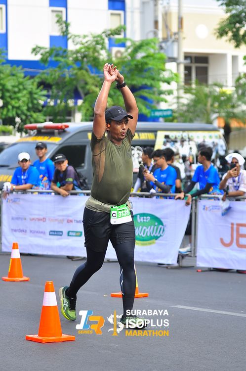 Race photo from SURABAYA ISOPLUS MARATHON 2025