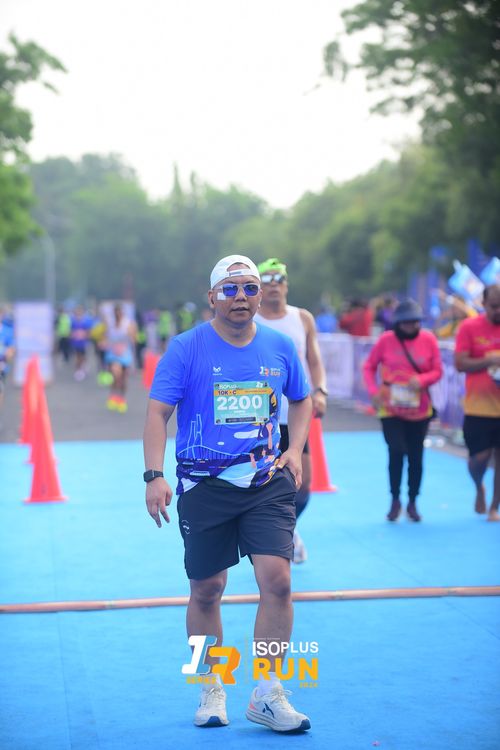Race photo from Isoplus Run 2024 Surabaya