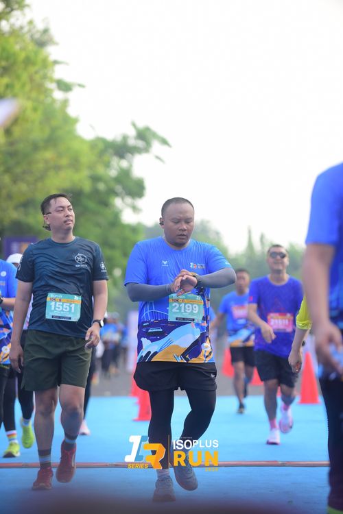Race photo from Isoplus Run 2024 Surabaya