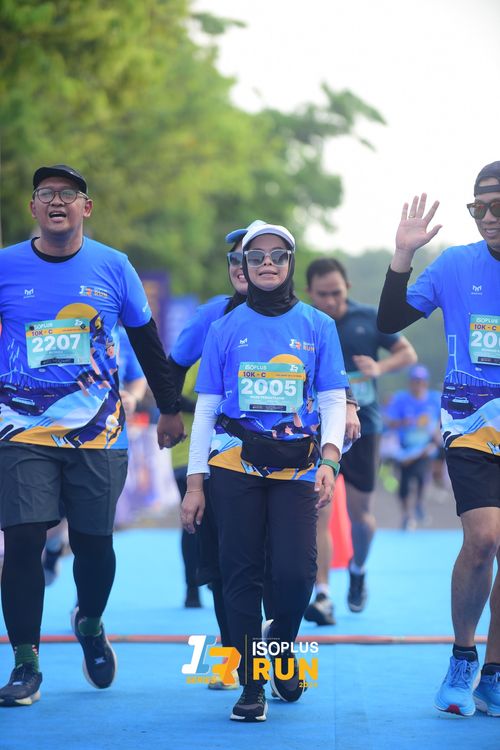 Race photo from Isoplus Run 2024 Surabaya