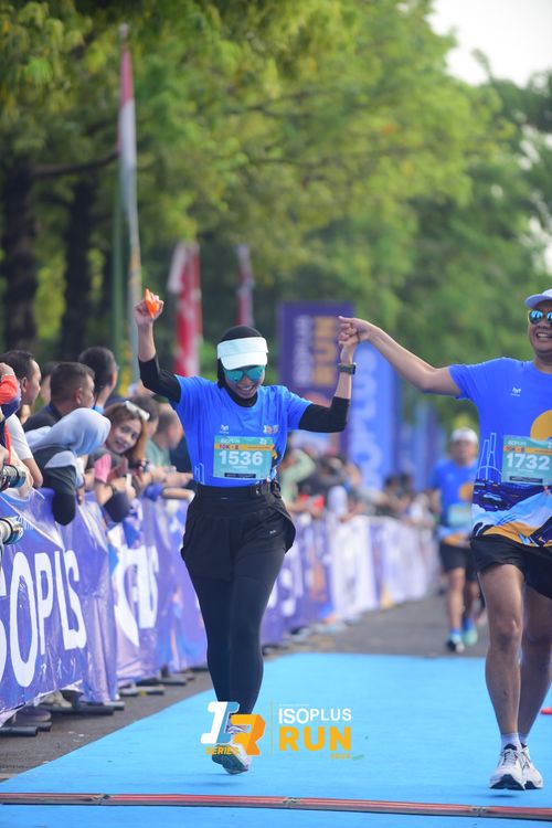 Race photo from Isoplus Run 2024 Surabaya