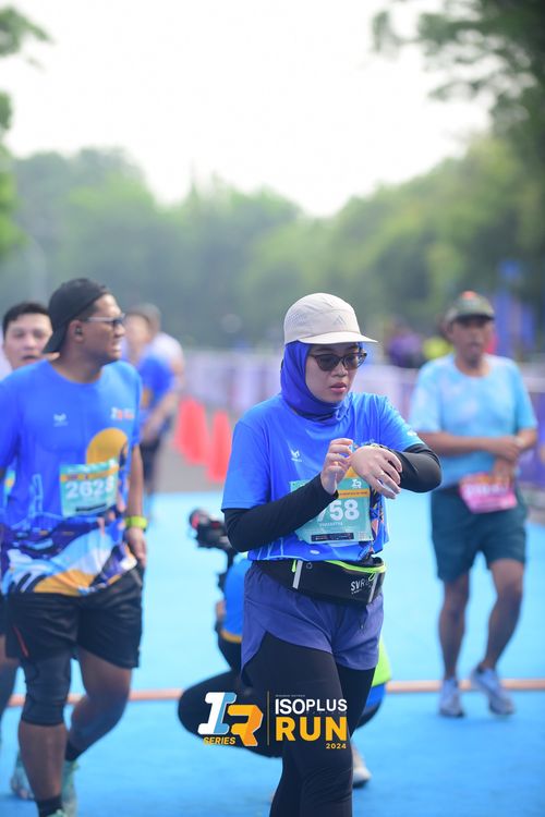 Race photo from Isoplus Run 2024 Surabaya