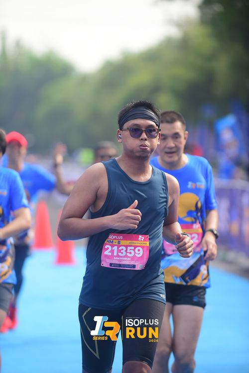 Race photo from Isoplus Run 2024 Surabaya